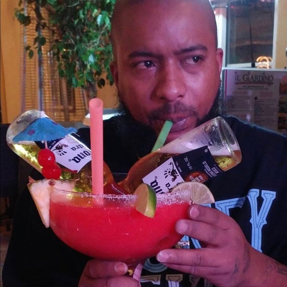 Meet your Posher, Neal - Picture 1 of 5